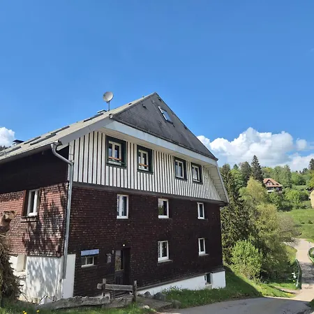 Zum Froehlichen Eichhoernchen *